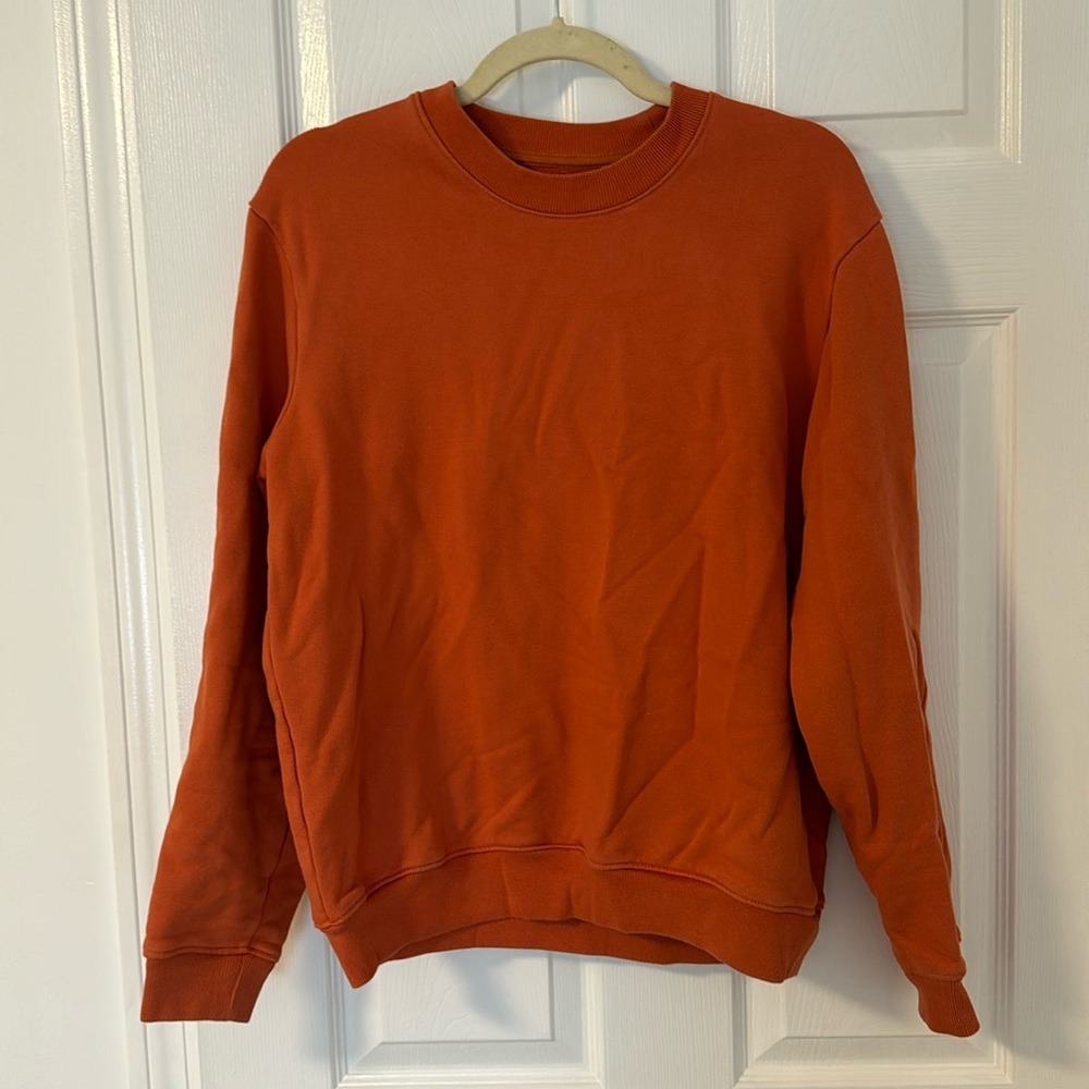 Everlane orange men’s sweatshirt